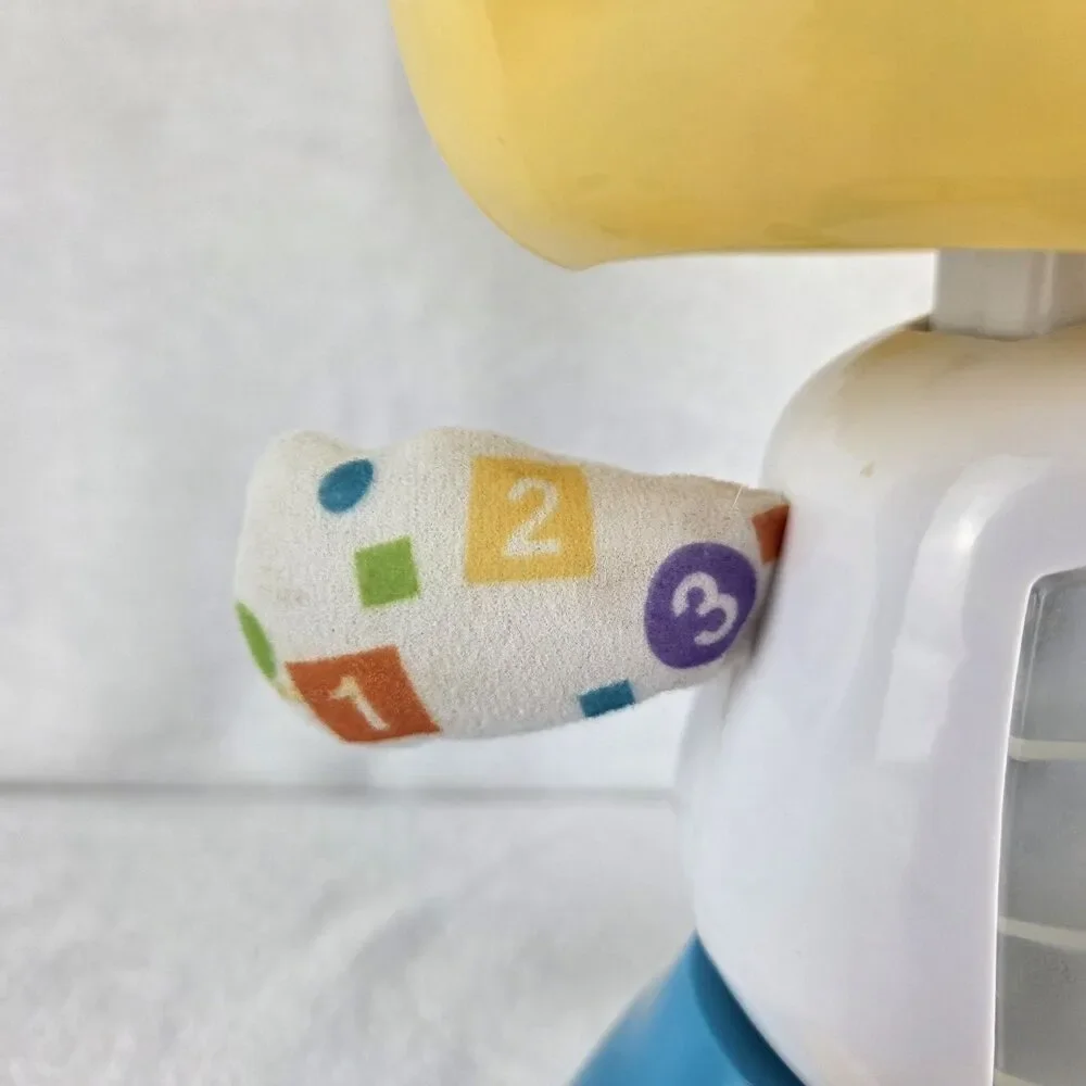 Fisher Price Bright Beats BeatBo Dance & Move Interactive Robot Lights Up Sings